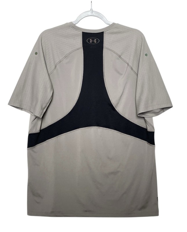 Under Armour UA RUSH SmartForm Short Sleeve T-Shirt Gray Men Size M 1379818 (A) gallery