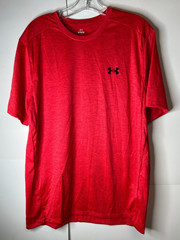 Under Armour Men’s Medium Red Tech Vent Shirt Loose Fit Short Sleeve 1376791 NWT