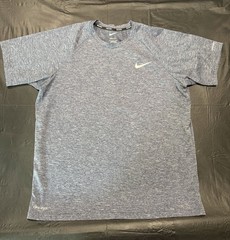 Nike Swim Dri-Fit Men’s Blue Gray Shirt UPF 40+ Size Large