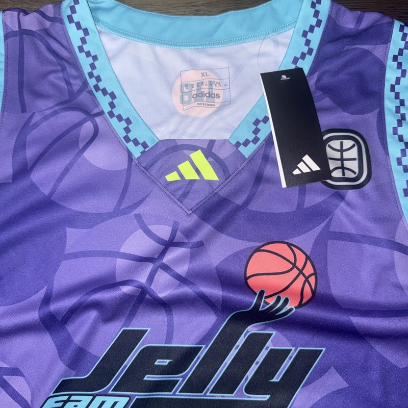 Adidas Overtime Replica Jelly Fam Thomas Basketball Jersey #11 XLarge NWT $75msr gallery