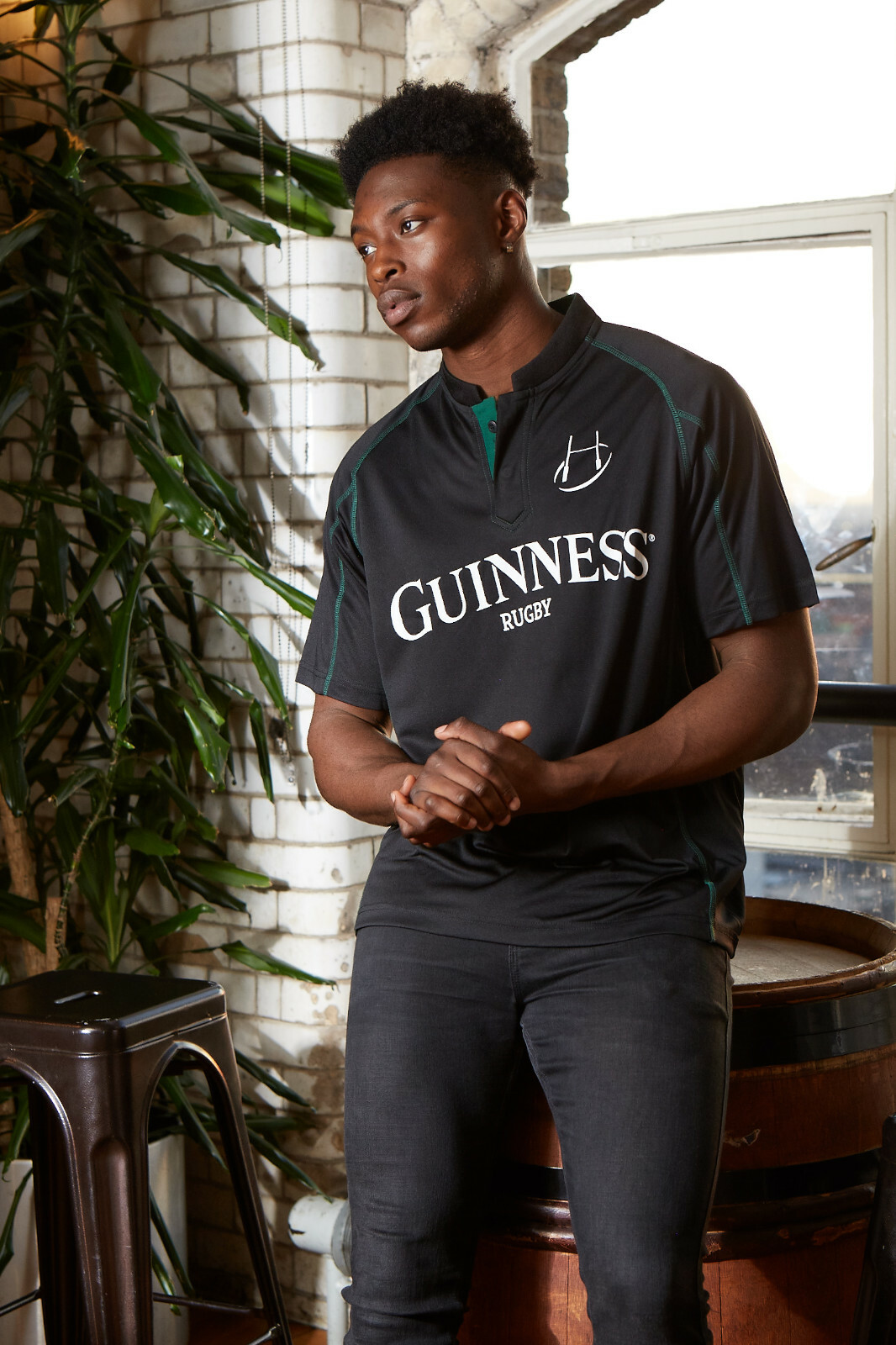 Guinness Irish Ireland Black and Green Short Sleeve Rugby Polo Jersey Shirt New gallery