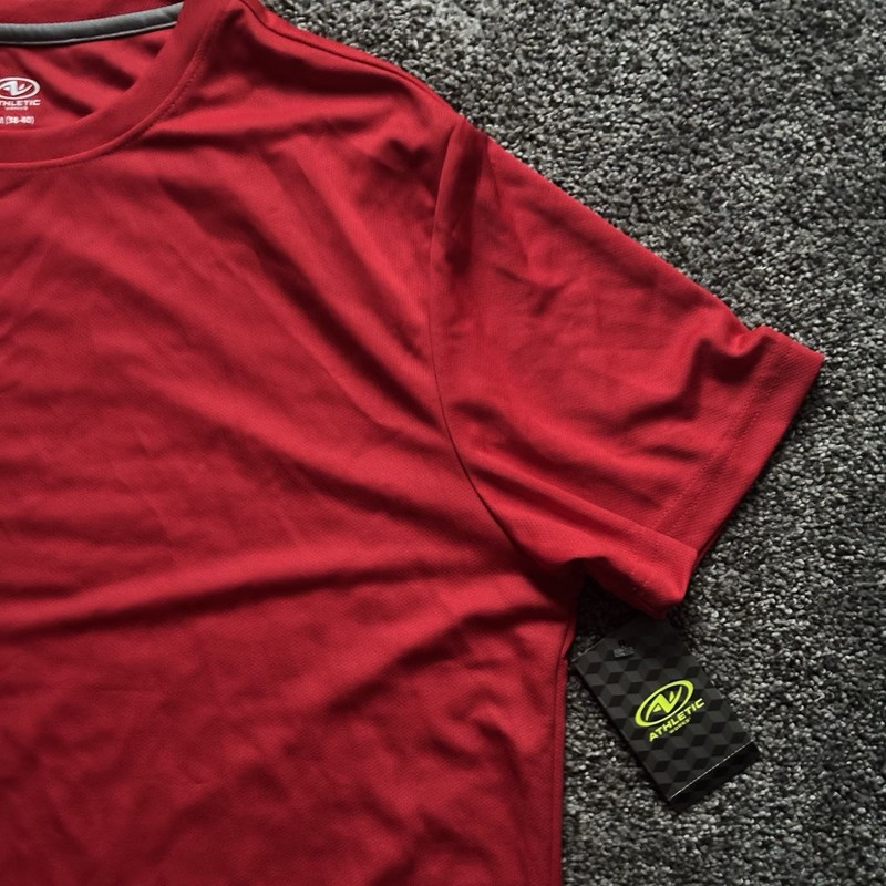 Athletic Works Men's Medium Red 2PC Set: Dri-Works Quick Dry Shirt & Mesh Shorts gallery