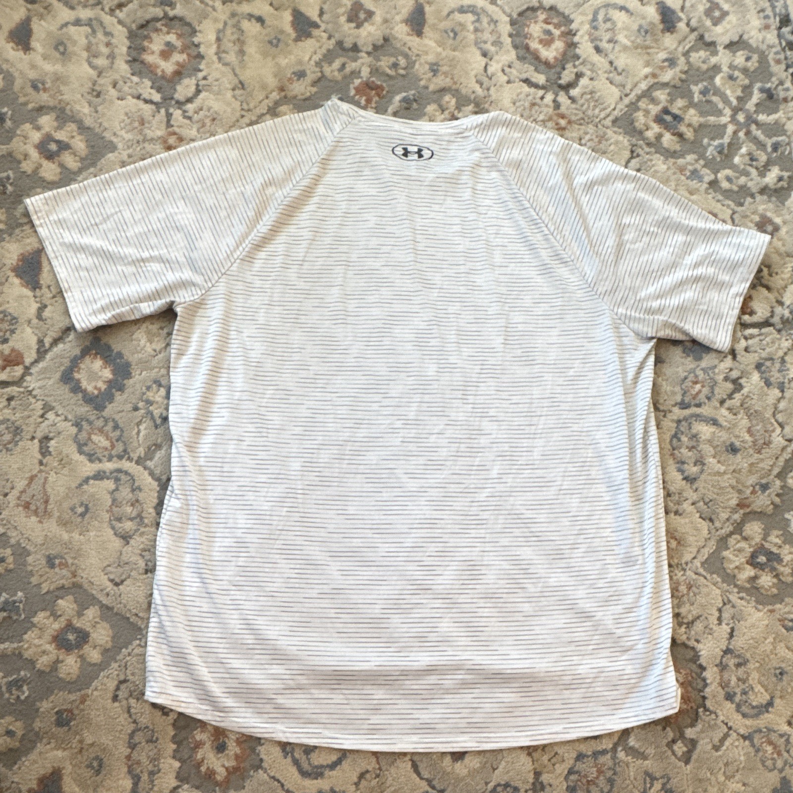Under Armour The Tech Tee Loose Fit Striped Golf Crew T-Shirt XL White/Gray gallery