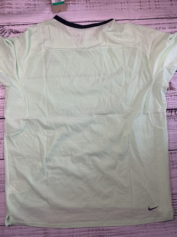 Nike Trail Solar Chase Dri-FIT Running Shirt Men's XL Vapor Green Tee DV9305-376 gallery