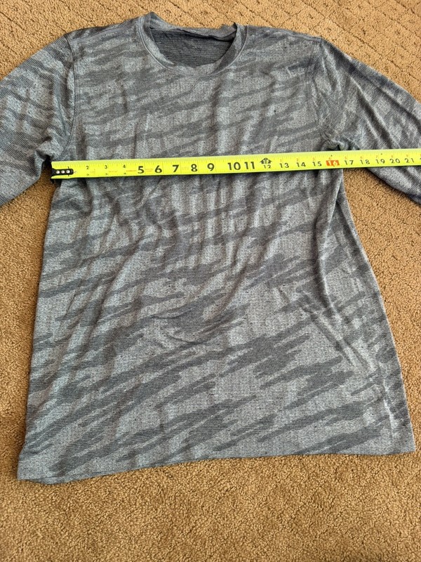 Lululemon Metal Vent Breathe Long Sleeve Scatter Surface Black / Vapor M READ gallery
