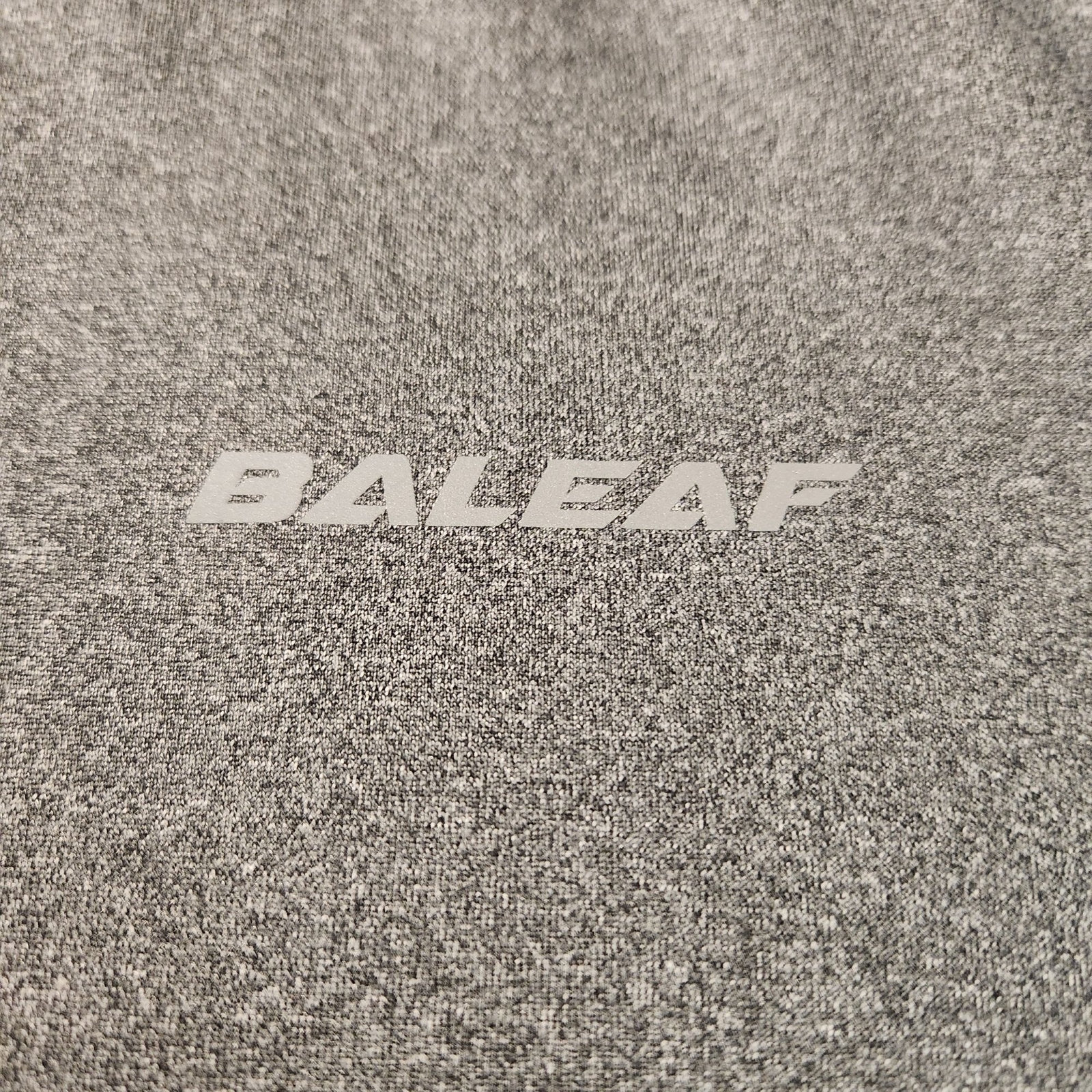 Baleaf Mens Gray top Performance Shirt Size L Lightweight Breathable Activewear gallery