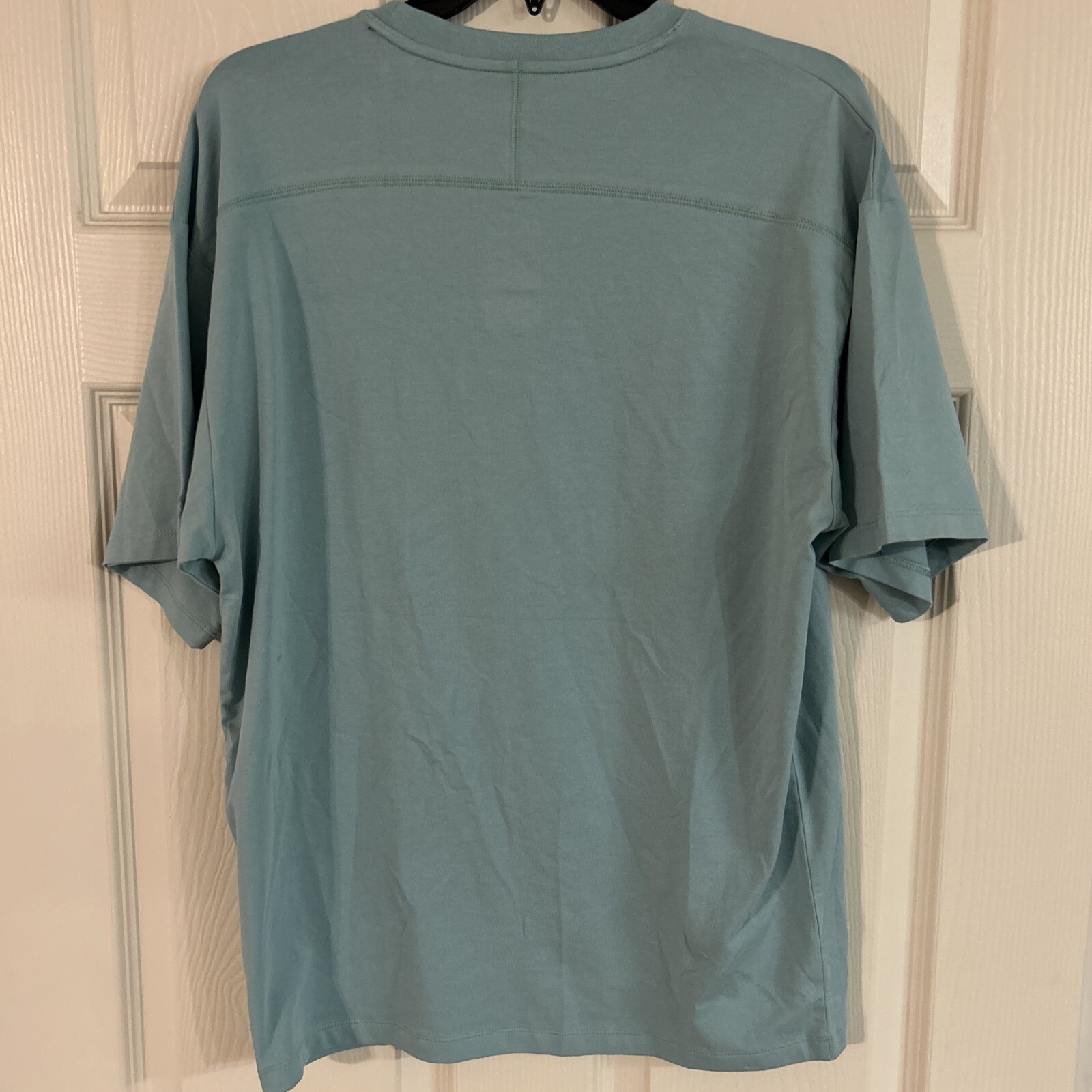 Men’s Short Sleeve All In Motion Teal Green Woven Pocket T Shirt Small gallery
