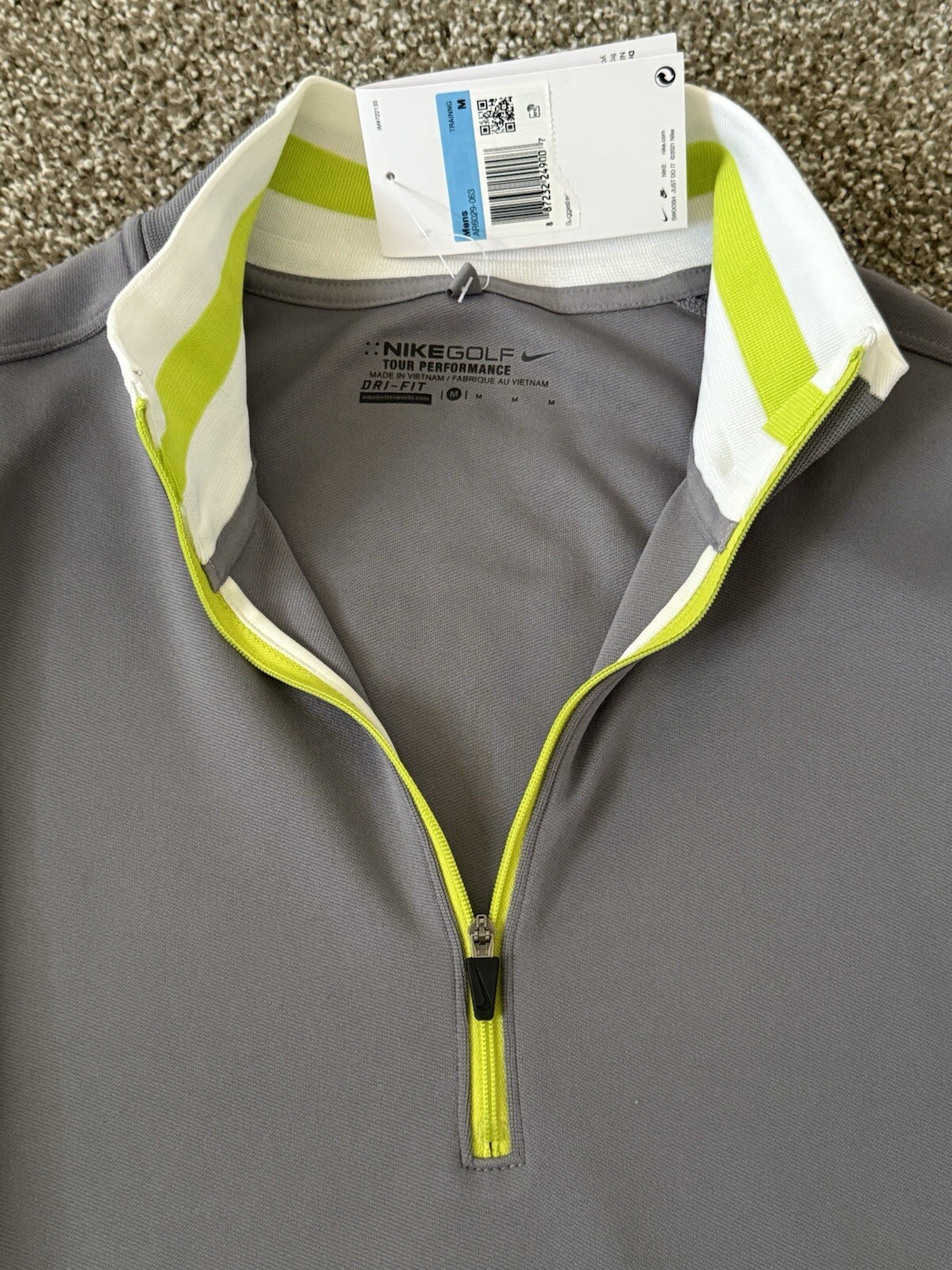 Nike Golf Tour Performance DriFit Medium 1/4 Zip Gray Pullover NEW gallery