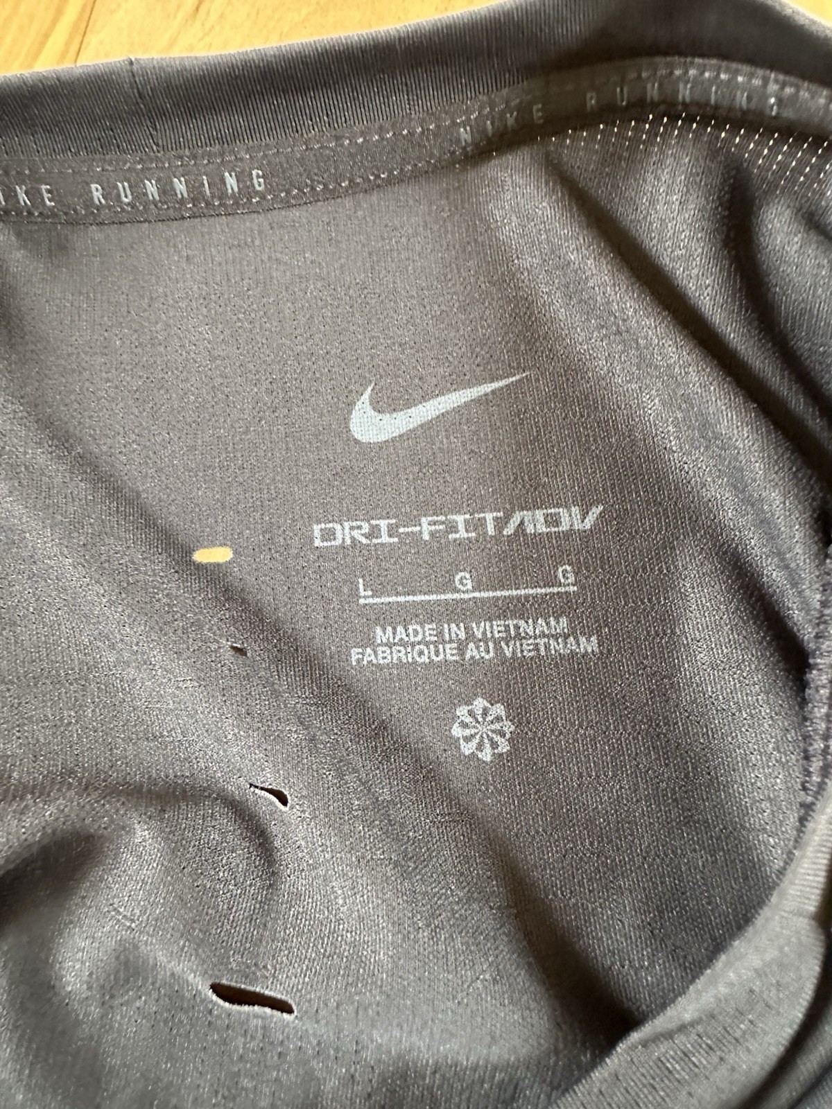Nike Run DRI-FIT ADV Men’s Running Shirt Black Men’s Size Large HV2004-010 gallery
