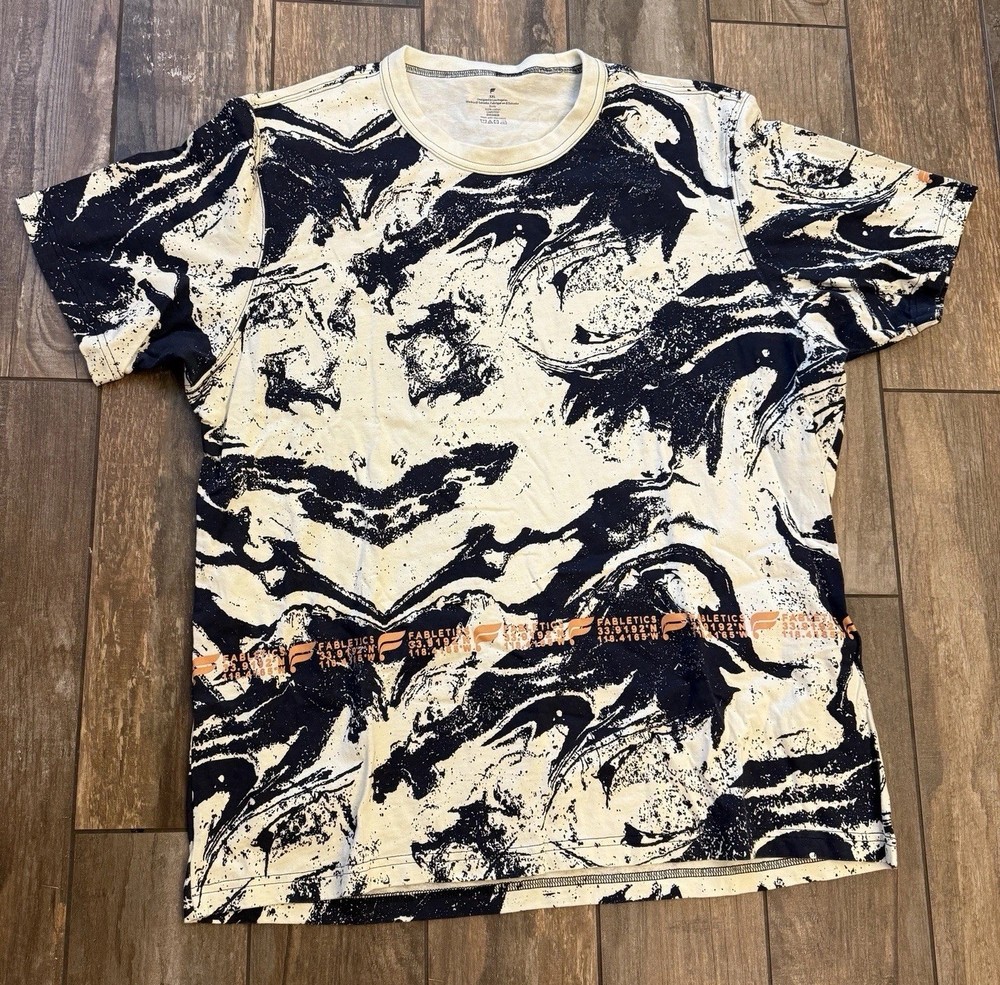 Fabletics Men’s Short Sleeve Tee Shirt Black And White Tie Dye Size XXL