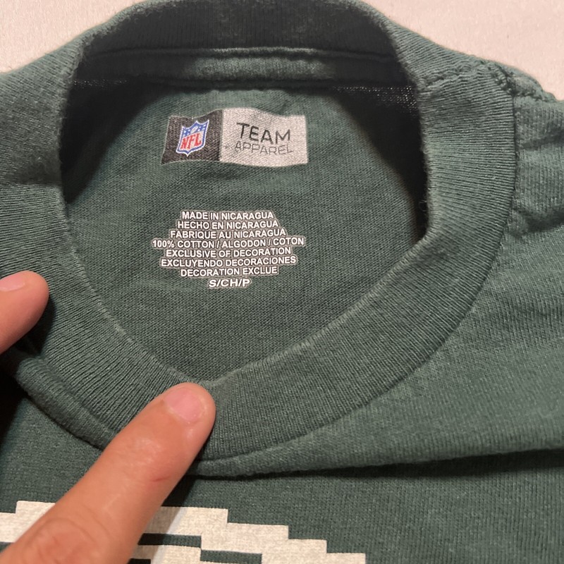Green Bay Packers Pixelated Pixel Helmet Green Graphic Shirt Mens Small gallery