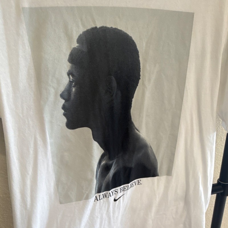 Nike Tee Dri-FIT Men's L White young LeBron James Print Crew Neck Athletic Fit gallery