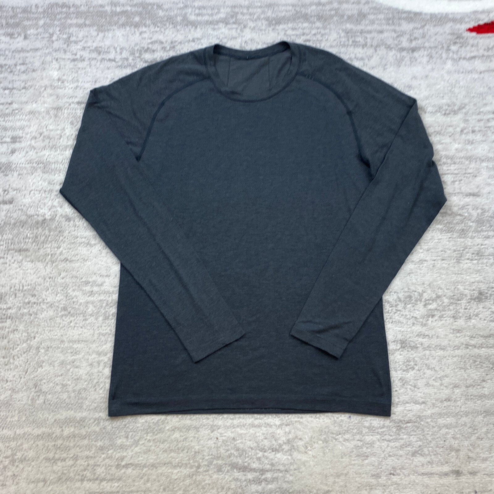 Lululemon Metal Vent Shirt Medium Gray Long Sleeve Hiker Trail Climb Casual Mens gallery