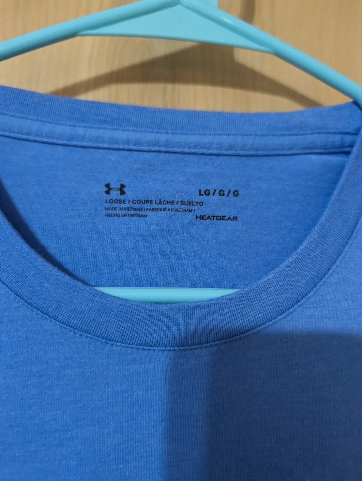 Under Armour HeatGear Mens L Blue Loose Fit Graphic Logo T-Shirt Poly Crew gallery
