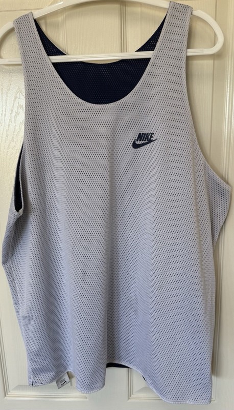 Nike Reversible Basketball Jersey Men’s Medium Navy White Sleeveless Tank Top gallery