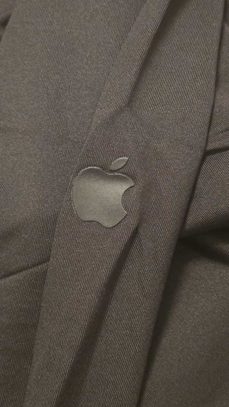 APPLE logo Close Your Rings 1/4 zip Pullover Unisex L Employee Challenge Silver gallery