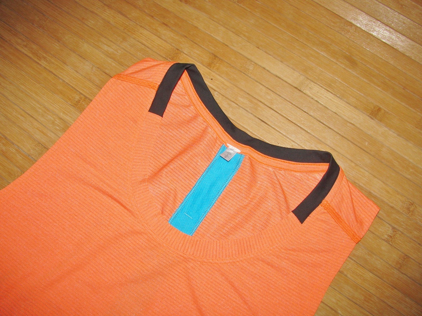 LULULEMON Shirt TANK TOP Size LARGE Polyester Spandex BLUE and ORANGE gallery