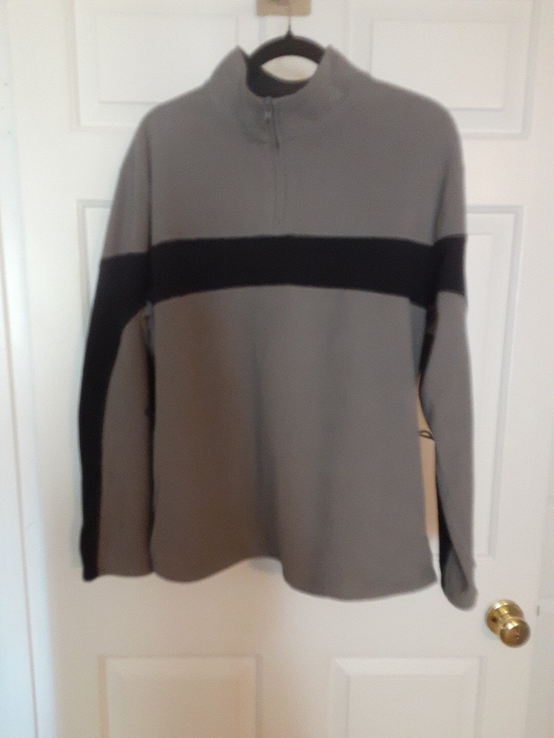 Tek Gear Gray W/ Blk Stripe 1/4 Zip Fleece Pullover w/ 2 Zip Pockets Men's Sz M gallery