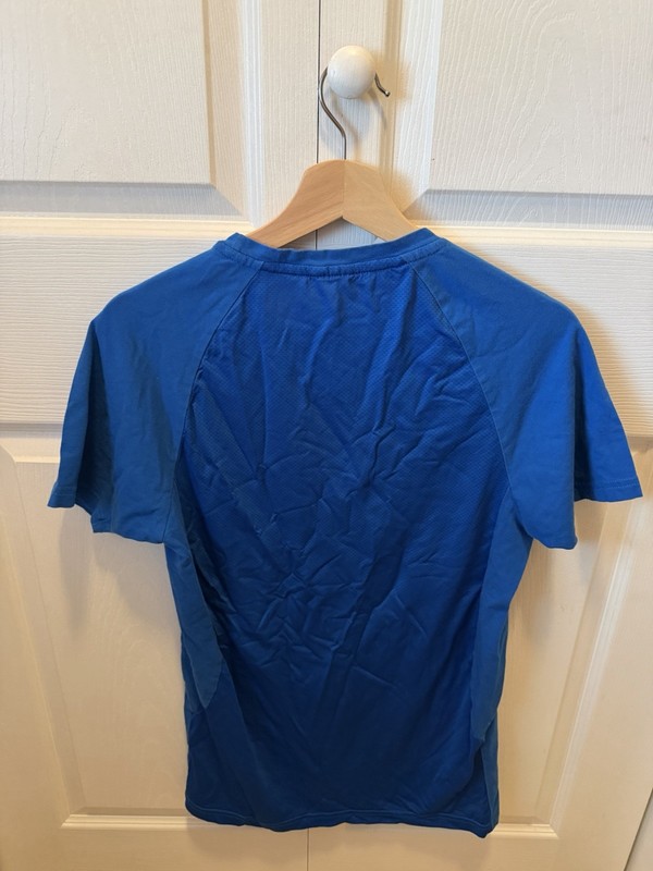 Gymshark Apollo T-Shirt (L) and Retro T-Shirt gallery