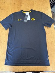 New With Tags Nike Iowa Hawkeyes On-Field Top Mens M Black Dri-FIT