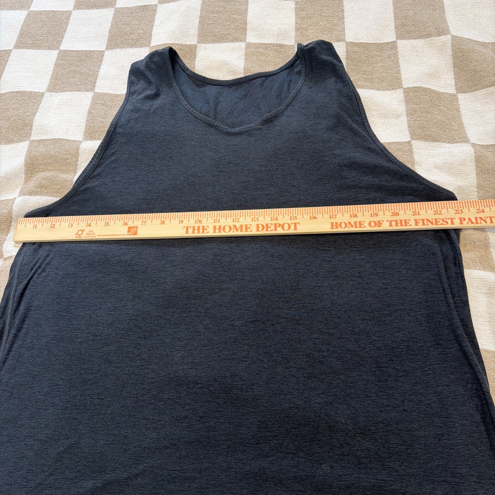 Vuori Strato Tech Tank In Charcoal Heather Size XL In EUC gallery