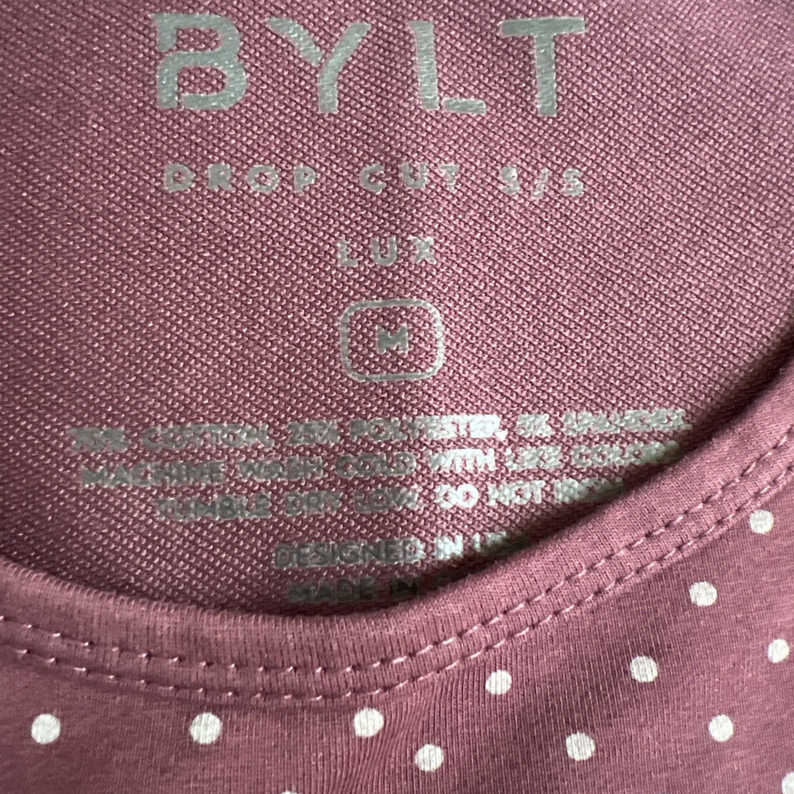 BYLT Drop Cut S/S Shirt Men’s Size Medium Maroon Gray Dot Performance Gym gallery