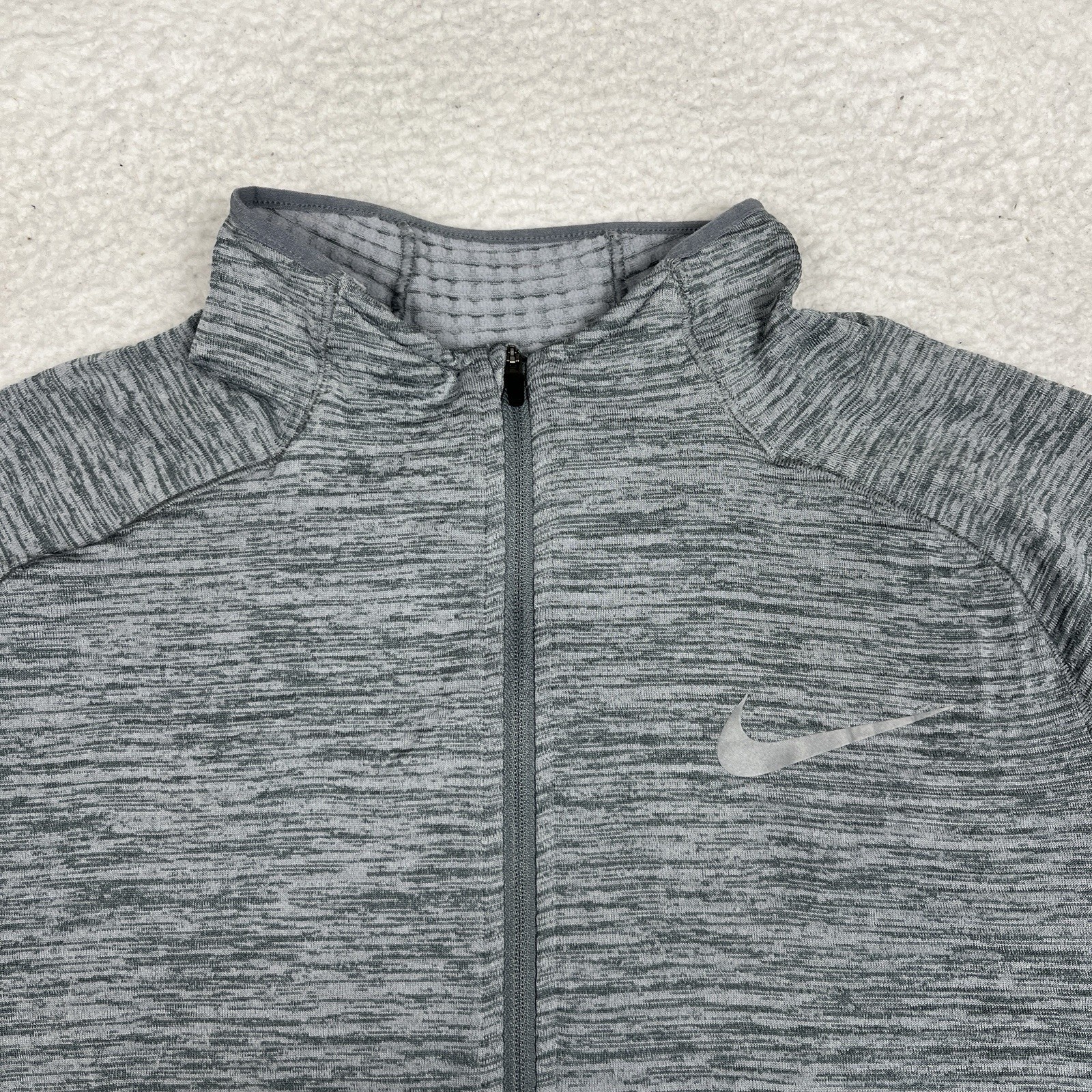 Nike 1/2 Zip Pullover Dri-Fit Sphere Element Therma Mens Medium Gray Running gallery