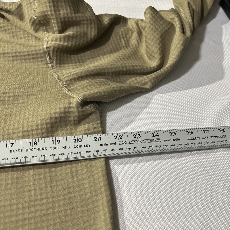 US Army Gen III 3 Waffle Top Mid Weight Cold Weather Thermal 1/2 Zip Medium See* gallery