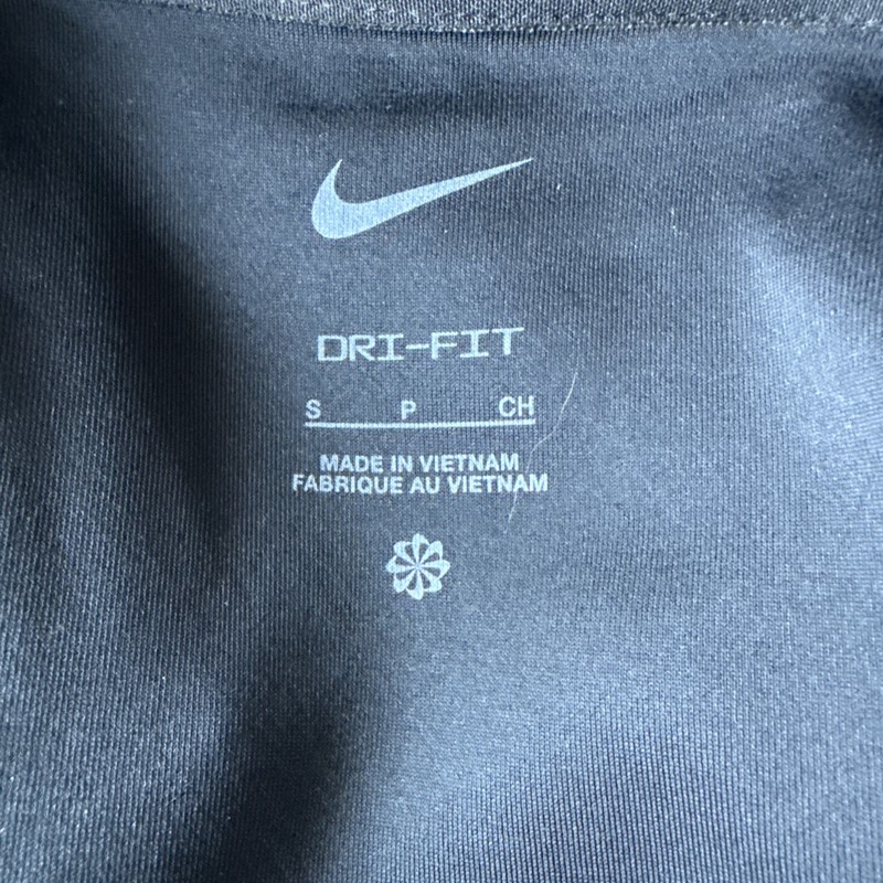 Nike Dri Fit Long Sleeve Black Golf Pullover 1/4 Zip S/M gallery