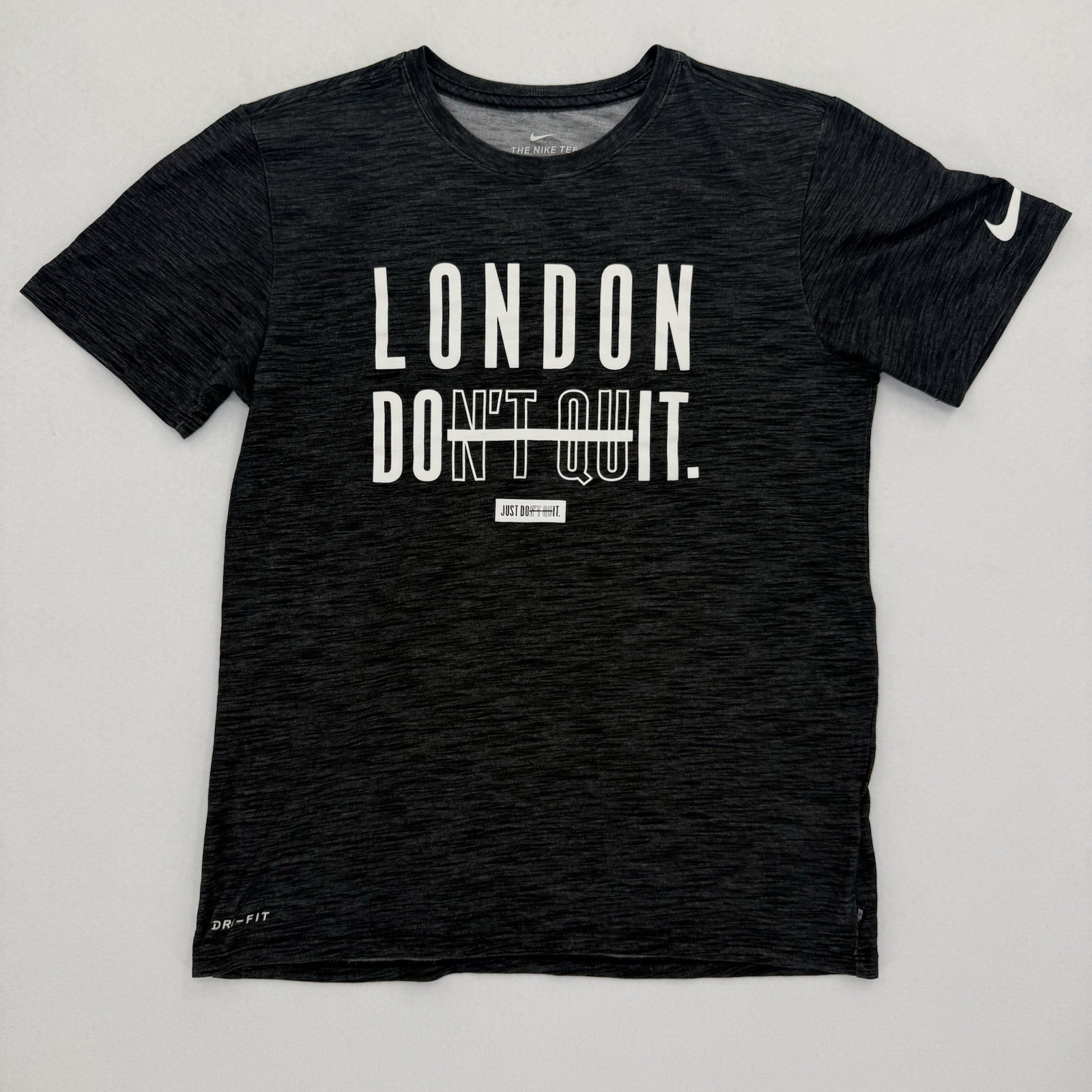 Nike London Dont Quit Shirt Men’s S Black Gray Dri Fit Athletic Gym Workout gallery