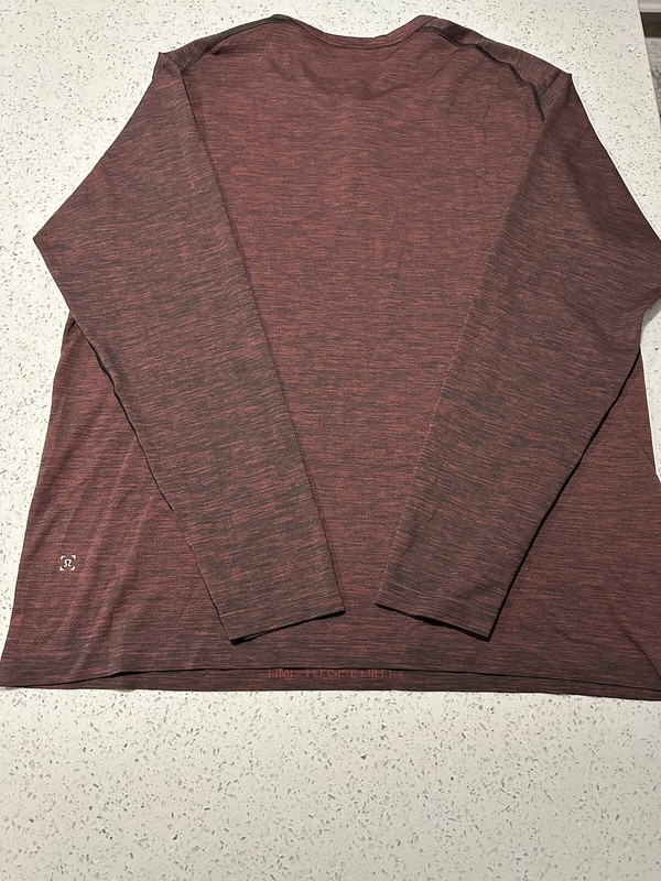 Lululemon Metal Vent Tech Long Sleeve Burgundy Heather Pullover Shirt Size XXL gallery