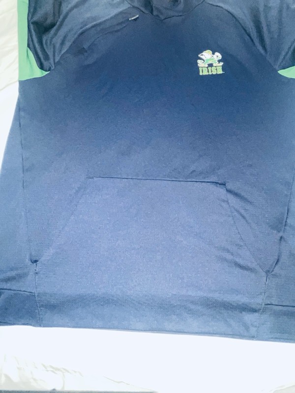 Under Armour, Fighting Irish. ColdGear Long Sleeve Pullover Hooded Shirt. M Lg/G gallery