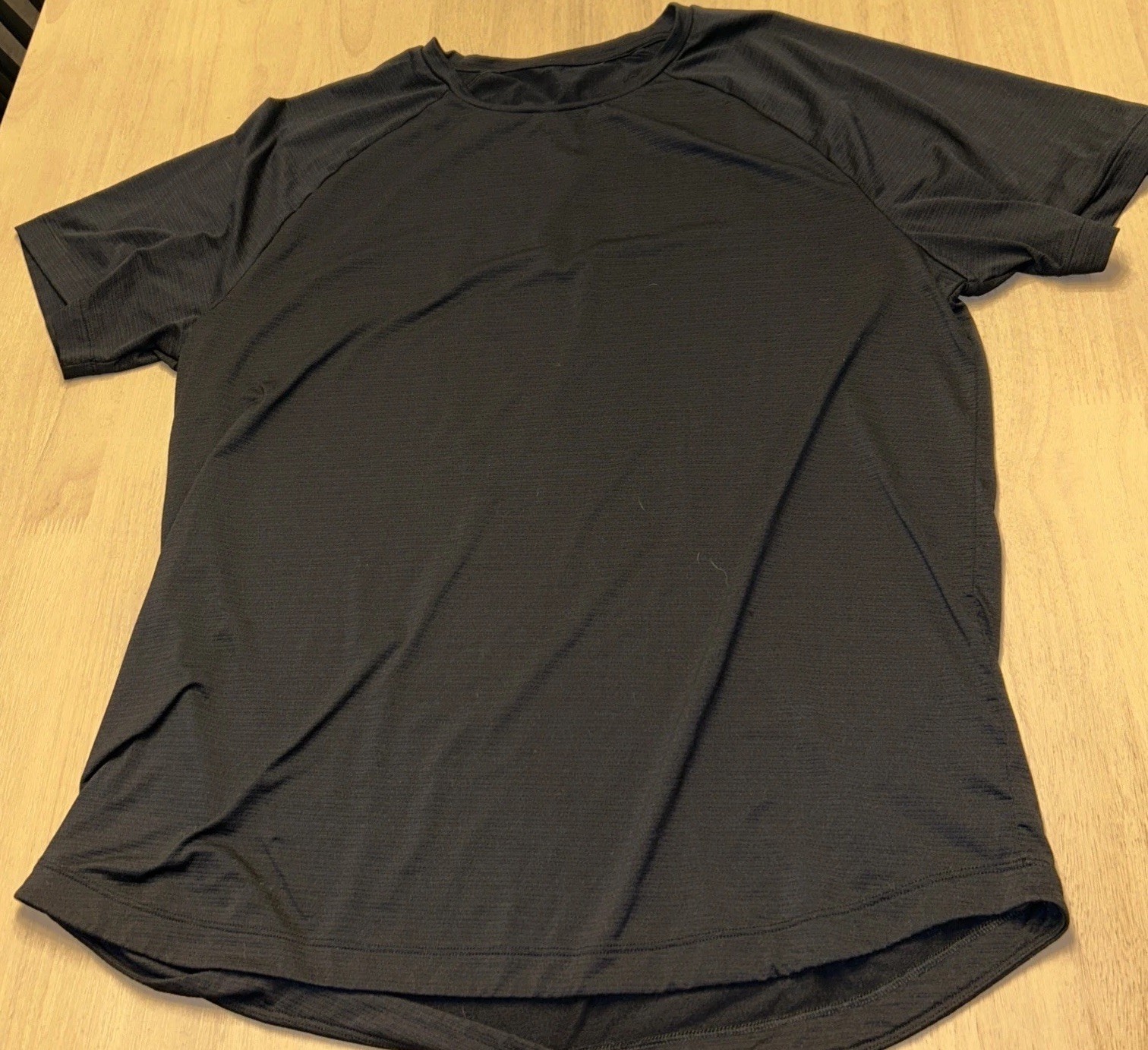 CRZ YOGA Men Large Lightweight Athletic T-Shirts Moisture Wicking, Black & White gallery