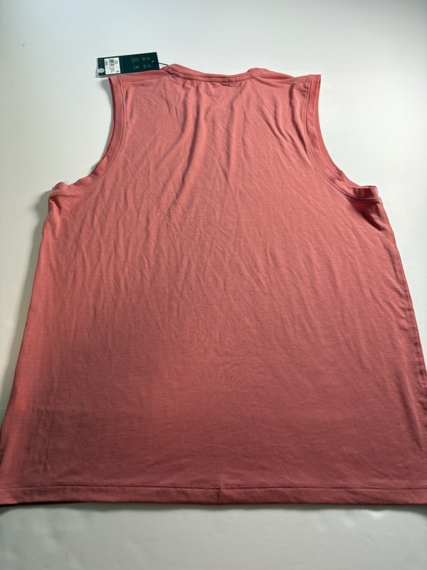 VRST Men's Medium Pink Rouge Icon Tank Tee Moisture Wicking Stretch UPF30+ NWT gallery