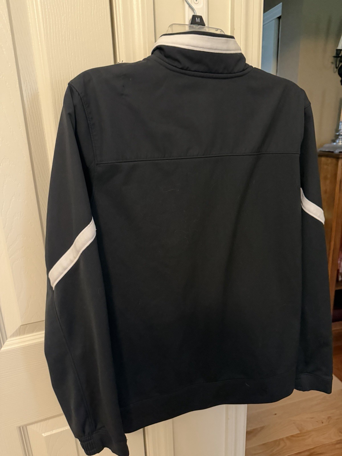 Under Armour Sweater Medium Mens Black Loose All Season Gear Full Zip Pockets M gallery