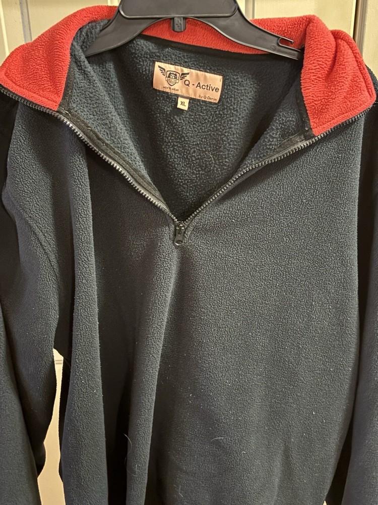 Q-Active Men’s Long Sleeve 1/4 Zip Activewear Fleece - Black With Red Collar