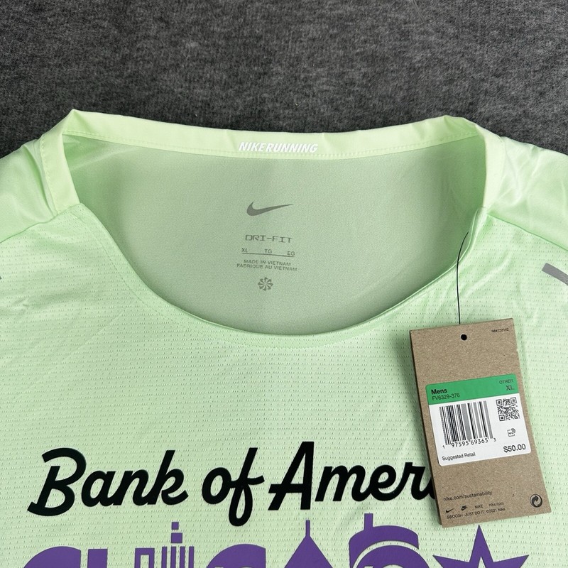 Nike Chicago Marathon Dri Fit Running Shirt Mens XL Green Mint Performance 2024 gallery
