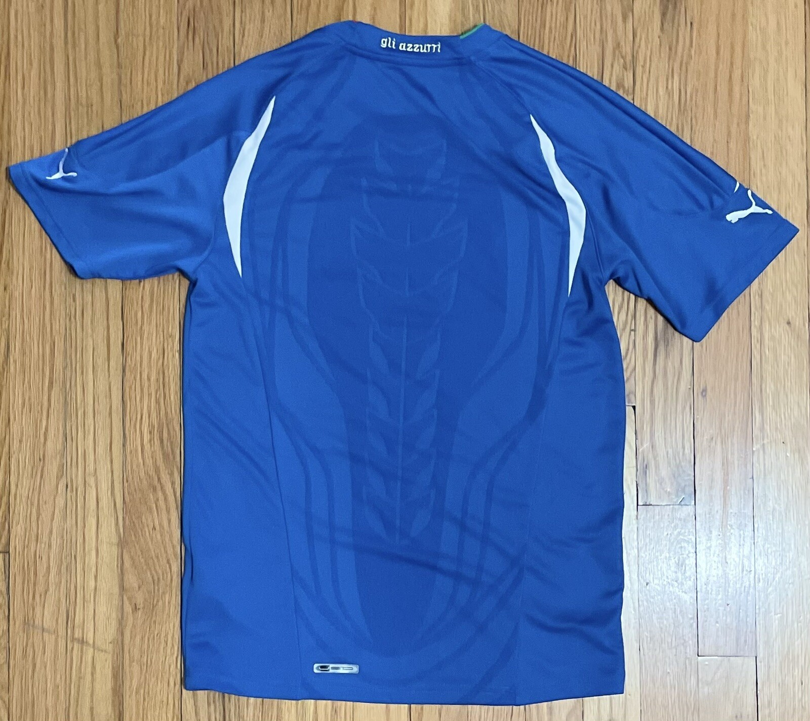 Authentic PUMA Italy 2010 World Cup Football Soccer Jersey Kit Italia gallery