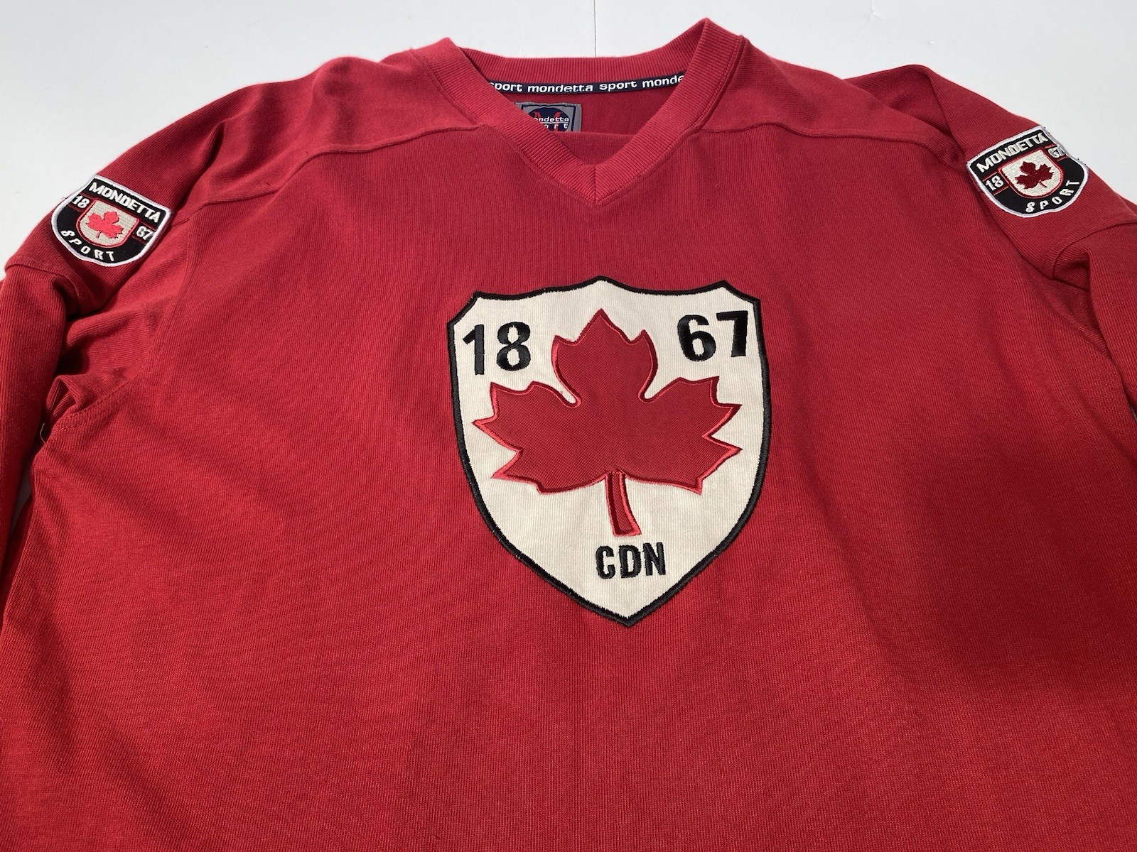 Vintage Mondetta Sport Canada Special Edition Jersey Men’s Sz XL Red Black 1867 gallery