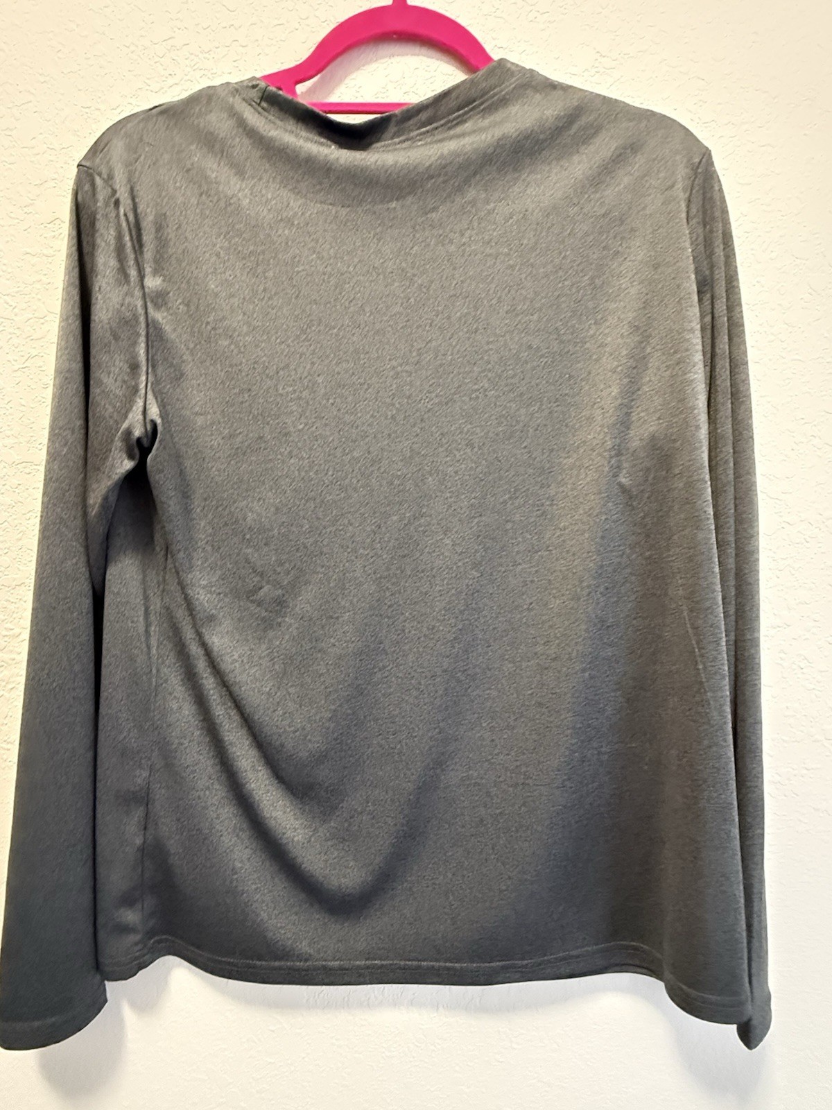 Gray Solid Long Sleeve Crew Neck Polyester long Sleeve SPF 50 Shirt size M gallery