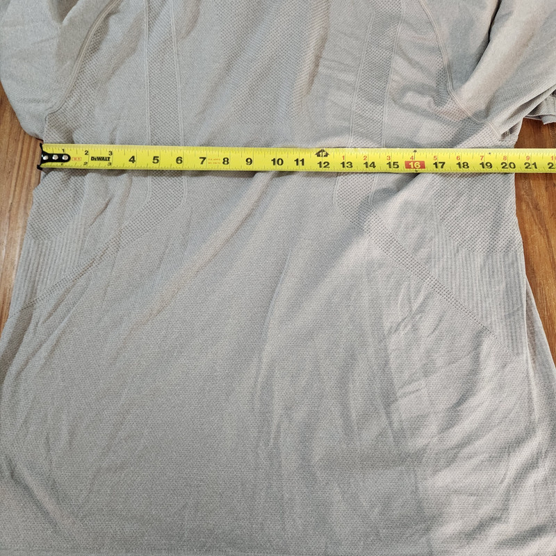 Lululemon Soft Jersey Half Zip Men's Gray Thumbholes Medium Believe in Yourself gallery