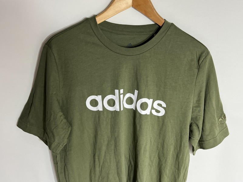 Adidas T-shirt Essentials Linear Embroidered | Men's | Green | Medium | New gallery