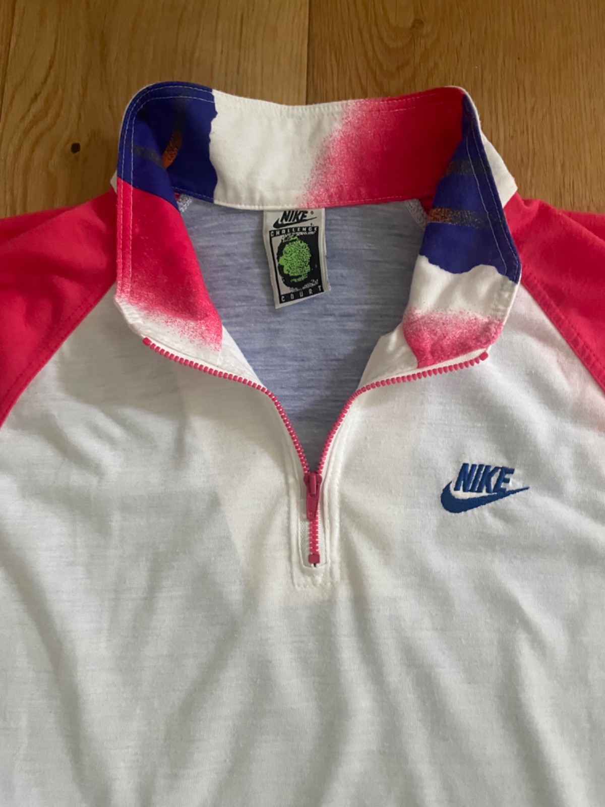 VTG Nike Challenge Court Agassi Short Sleeve 1/4 Zip Top Pink White Large gallery