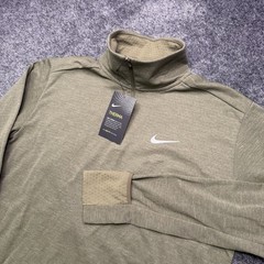 Nike Womens Therma Dri-FIT Element 1/4 Zip Running Long-Sleeve Shirt Size M