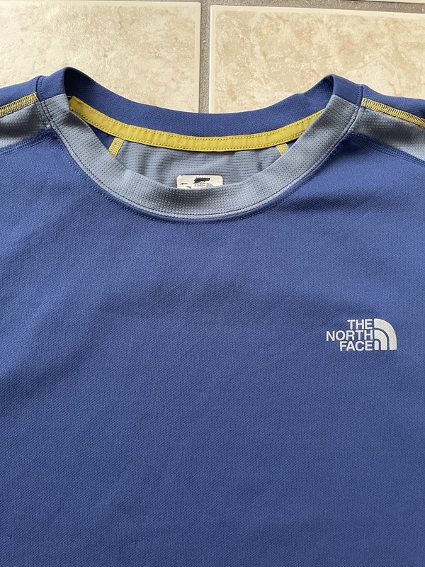 The North Face TNF Men's Short Sleeve Large Blue Climbing Athletic Running Tee gallery