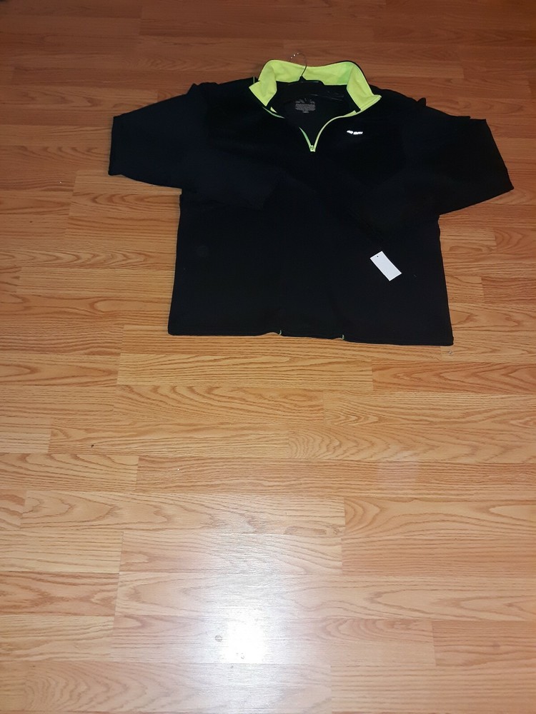 Men's 1/4 Zip Pullover Shirt New with tag Size Large color Black Long sleeves