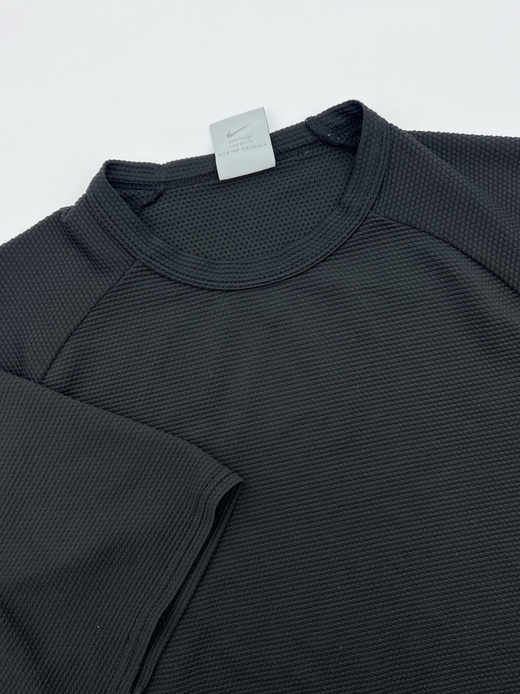 Nike Sphere-Dry Men's Size Medium Short Sleeve Shirt Black Training Workout