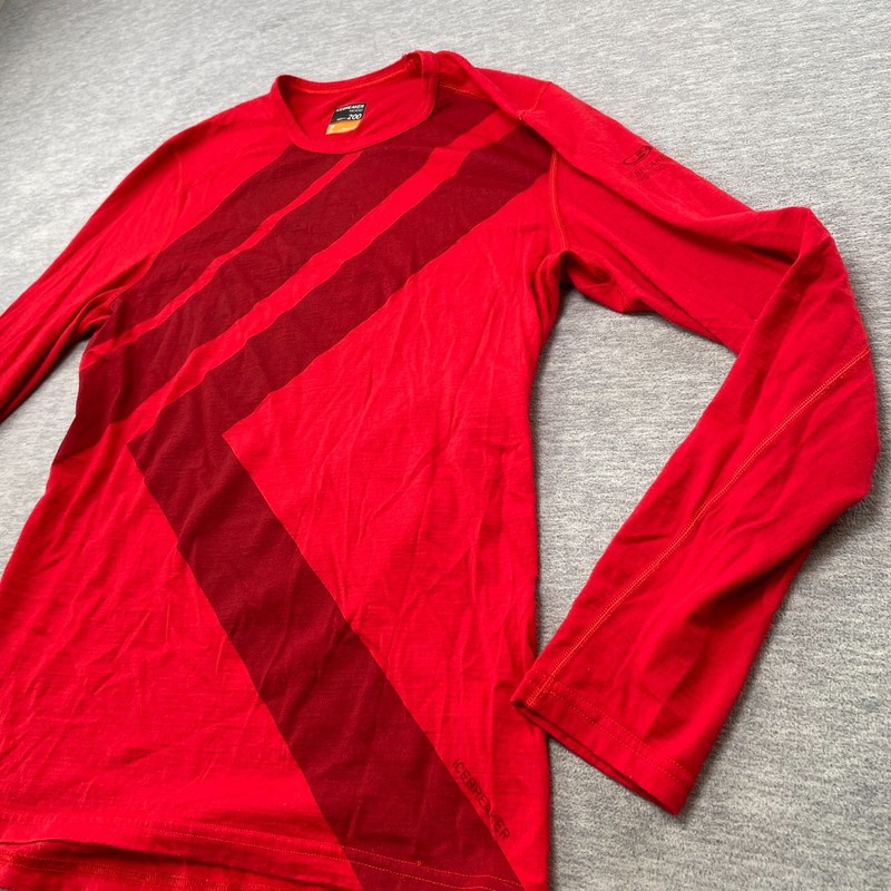 Icebreaker Thermal Shirt Men M Red Oasis Long Sleeve Crew Summit Base Layer FLAW gallery
