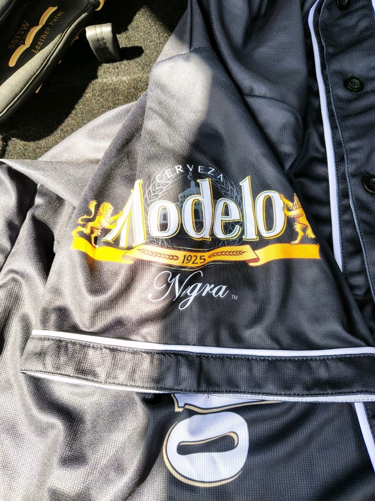 MODELO CERVAZA Baseball JERSEY XL gallery