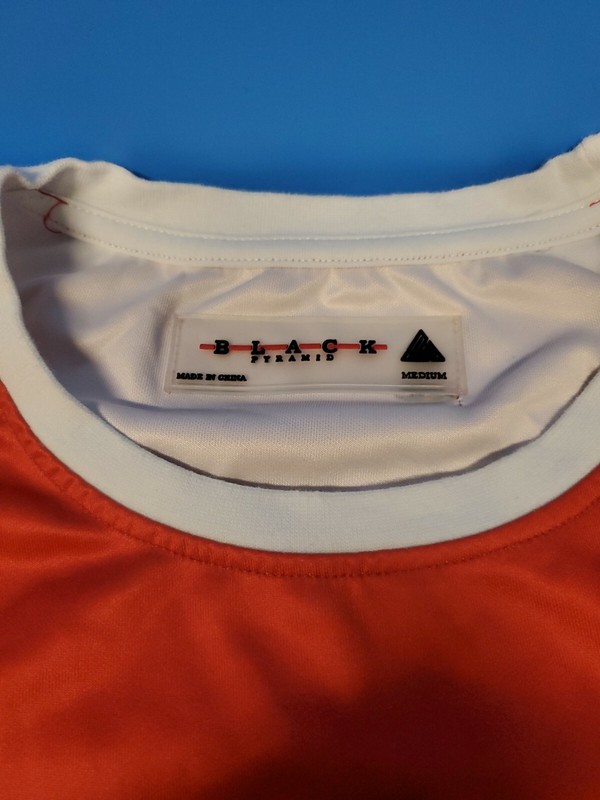 Black Pyramid Jersey Size Medium, Short Sleeve, Pre-owned RED,WHITE & BLUE 18-19 gallery